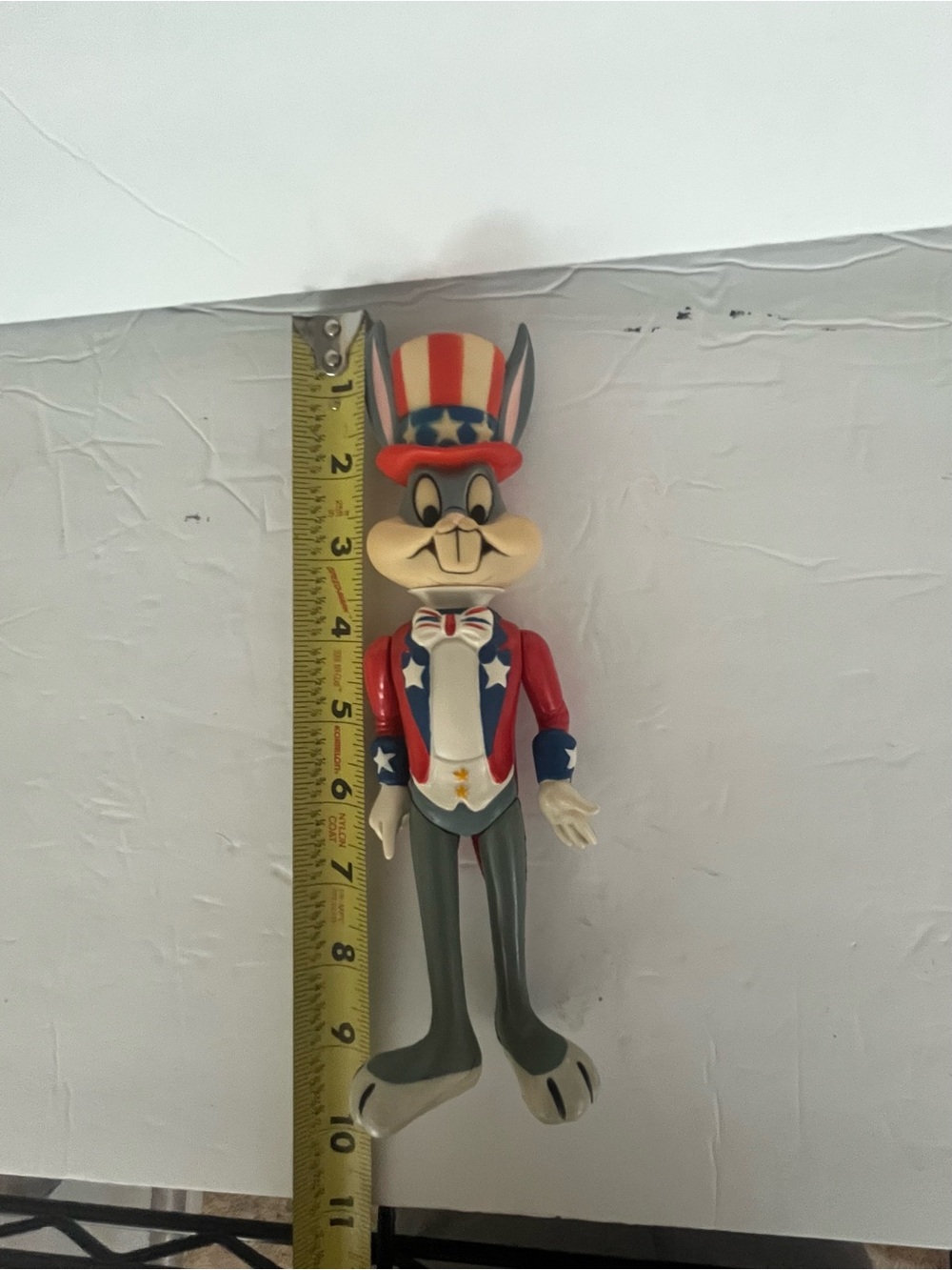 1975 R. Dakin & Co. Bugs Bunny "Uncle Sam" figure